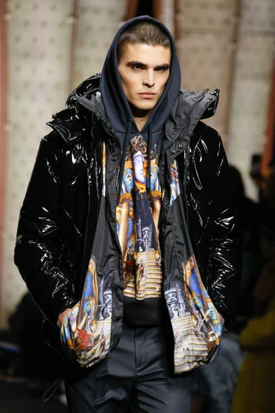 Look 73